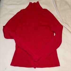 Unverisal Thread Pink Turtle Neck